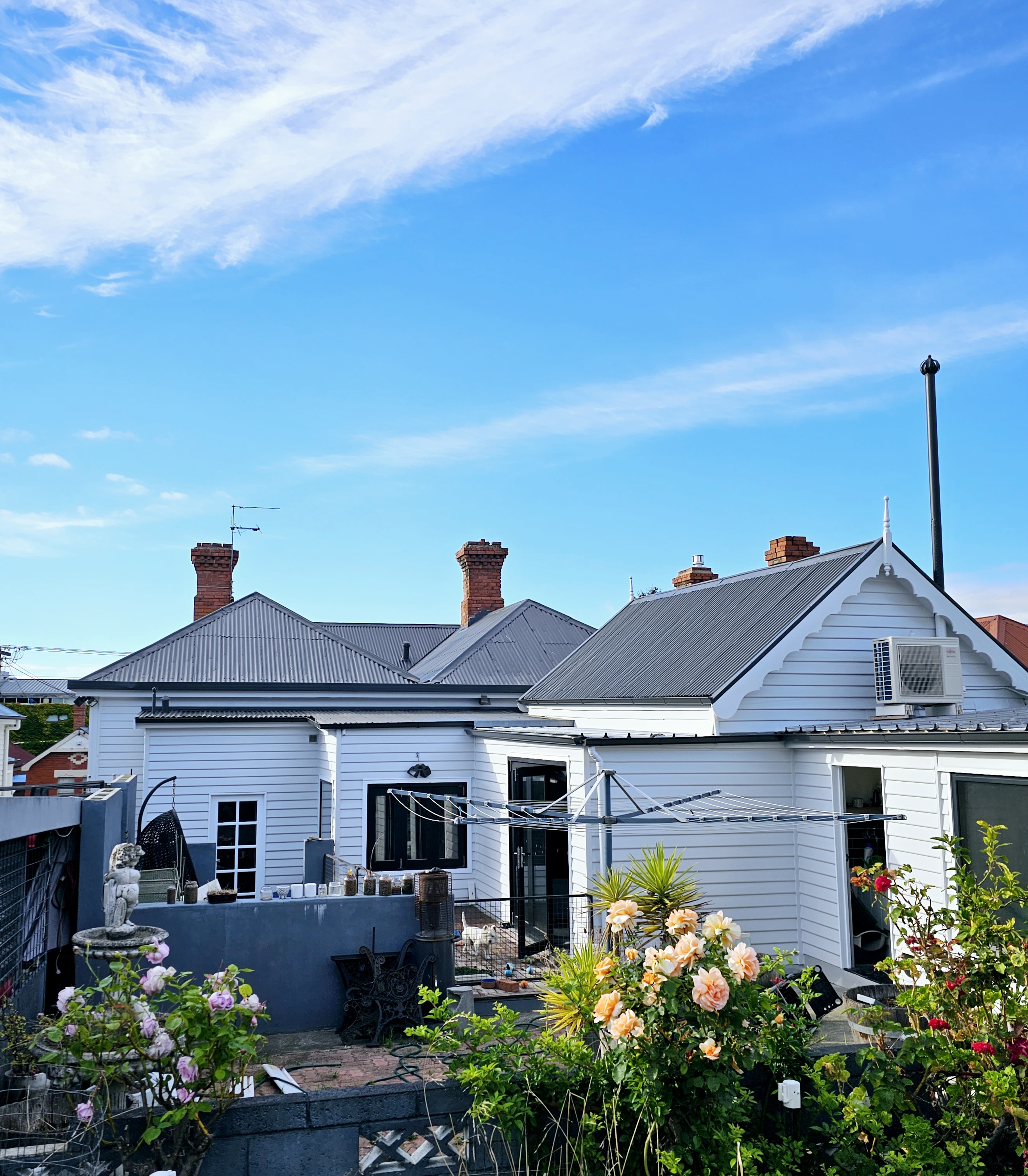 yardley-street-hobart-01 Finished weatherboard exterior and roof back of house