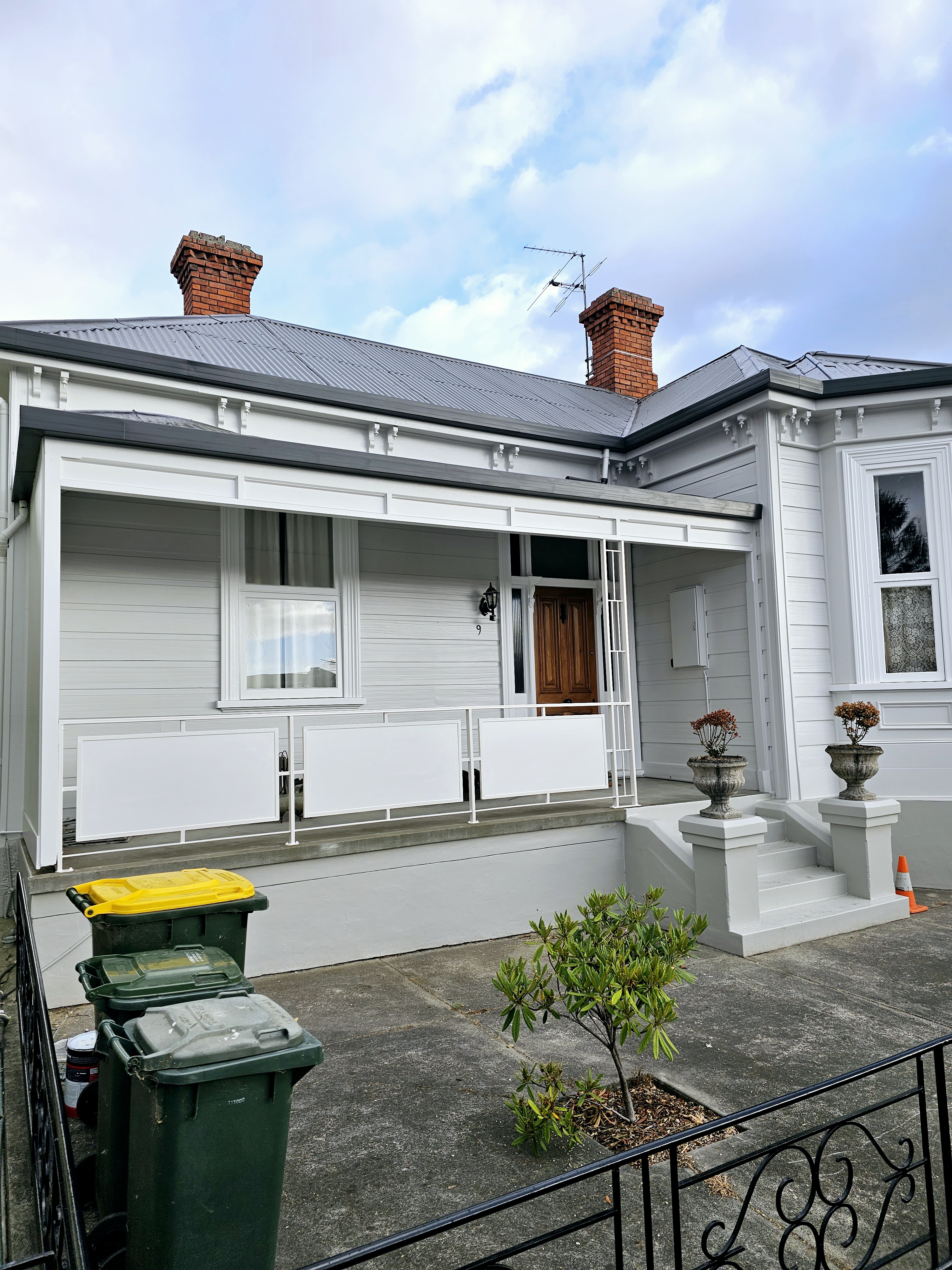 yardly-north-hobart Finished weatherboard exterior restoration on a heritage-style Hobart home completed by Wolfe’s Painting.
